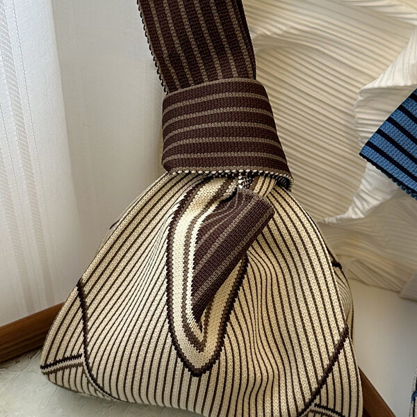 SkuCY-!116209MaterialPolyester FeatureStriped OccasionGoing out