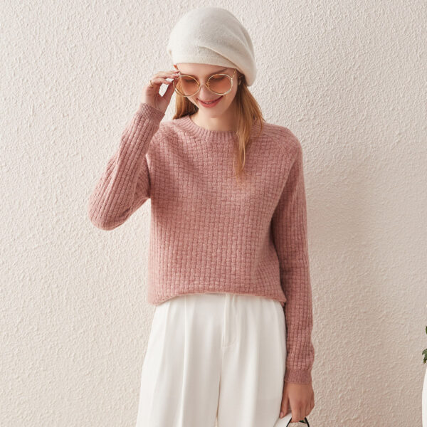 Elevate your wardrobe with our Luxurious Cashmere Round Neck Ribbed Knit Sweater