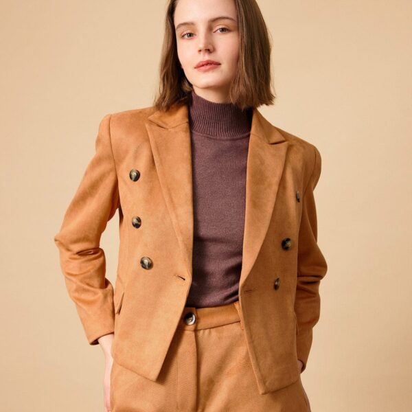 Details:- Collared- Buttons - Suede - Regular fit- Solid color- Cropped blazerFabric:It is made of Polyester. Polyester is an artificial fiber that feels soft