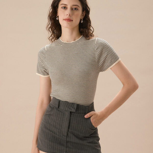 Fabric:This Striped Tee is made of Polyester