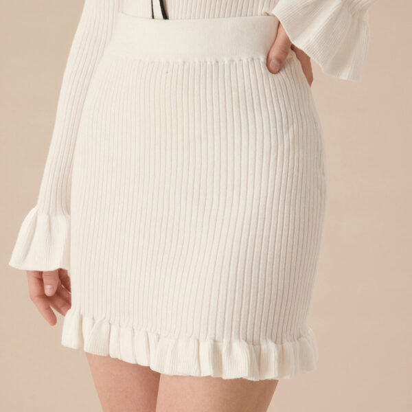 Fabric:This Knit Mini Skirt is made of Viscose