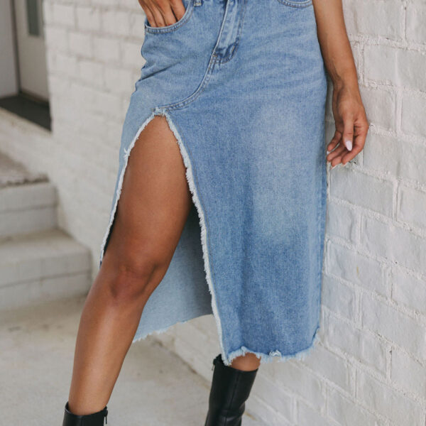The front of this skirt is asymmetrical