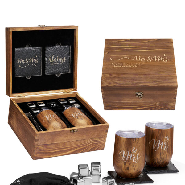 Unbox this creative gift set and sip from the exquisite wine as your hands caress the delicate curves of stainless steel cups. It's time to elevate your everyday moments with a touch of nature and craftsmanship!