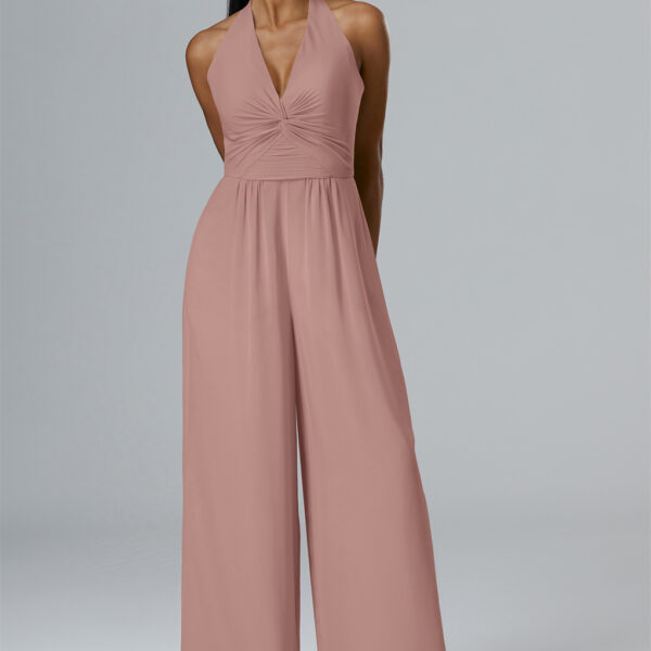this sleeveless piece offers comfort with built-in bra pads and a back zipper closure. Perfect for any occasion