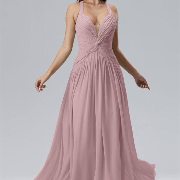 This A-line floor-length dress features a mesmeric sweetheart neckline with a refined fit built-bra to provide that feminine finesse to the bodice. It has a fine cross-cut back finish that builds an elegant aura with every step.