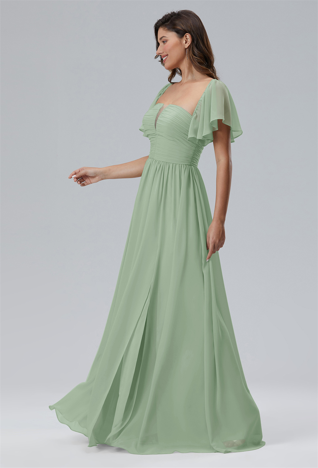 floor-length and side-slit hem of the Jagir dress give an attractive look. The delicate fabric floats effortlessly