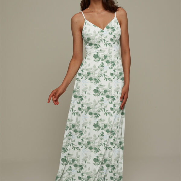 for a romantic look that is simply perfect for a spring wedding held outdoors in the sunshine. The floor-length of the dress adds to the elegance of