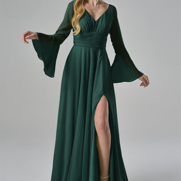 this dress radiates a bohemian charm. The ruched bodice enhances the waistline