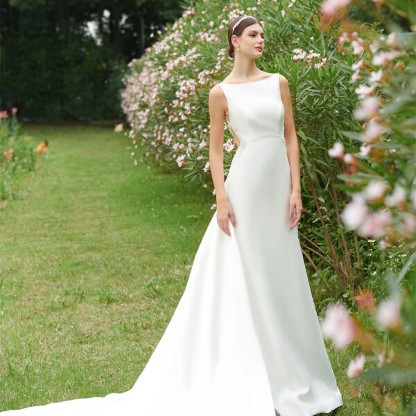 this bridal gown is an embodiment of a rare and magical love. Cut from satin as an A-line floor-length gown