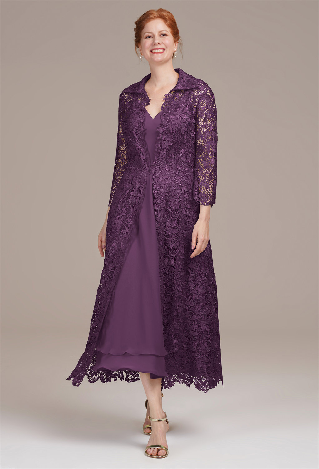 featuring an A-line silhouette with a V-neckline and 3/4 sleeves. The versatile two-piece set is suitable for summer