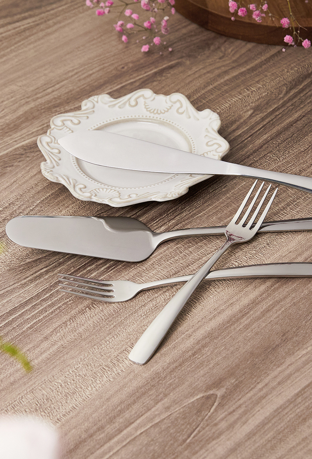this set adds sophistication to your ceremony