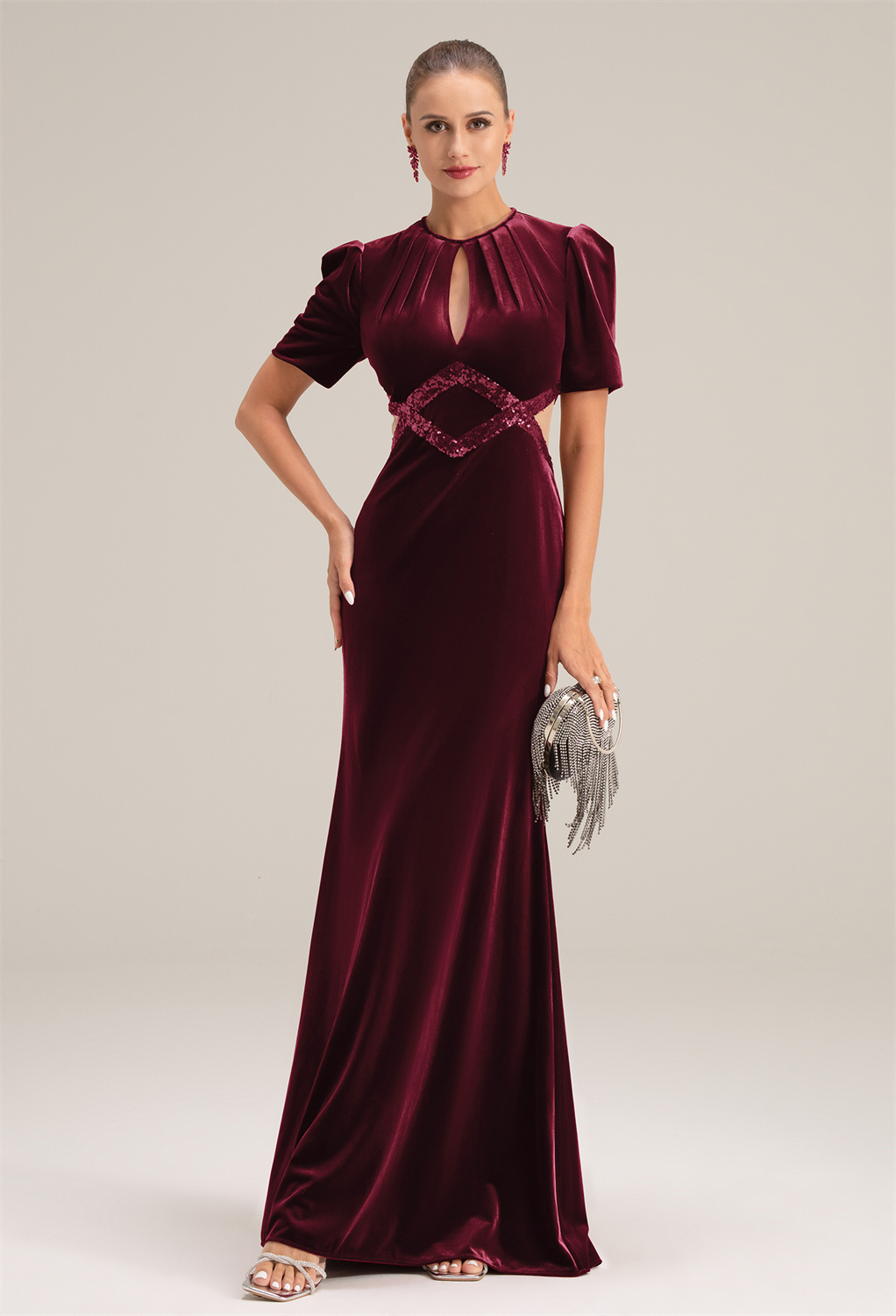 it can bring out the elegance you desire.