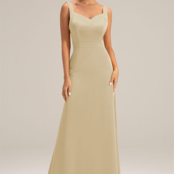 The A-line floor-length bridesmaid dress is crafted from luxurious satin charmeuse fabric. The attention-grabbing sweetheart neckline creates a charming look for parties.
