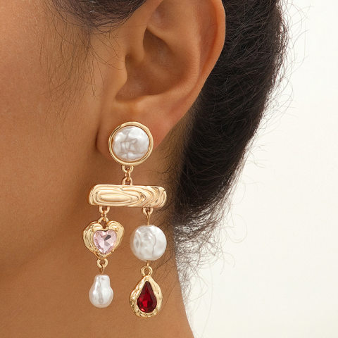 Women Fashionable Asymmetrical Design Earrings