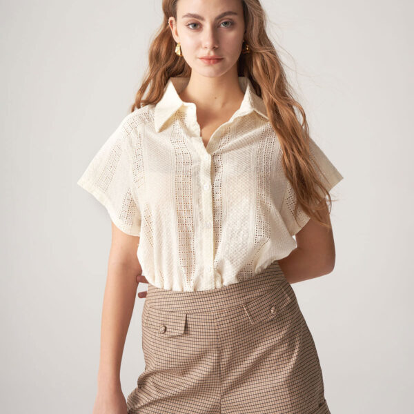 Occasion: Daily Top Length: Hip Fabric Stretch: No Stretch Sleeve Type: Regular Sleeve Pattern Type: Geometric Embellishment: Cut Out