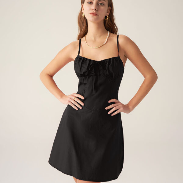 Occasion: special occasion Style: Formal Season: Spring