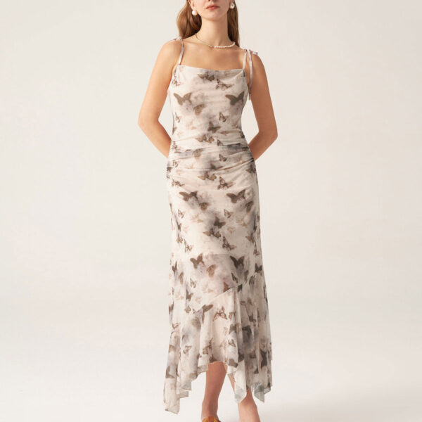 Occasion: Daily Fabric Stretch: Medium Stretch Waist: Natural Waisted Embellishment: Ruched