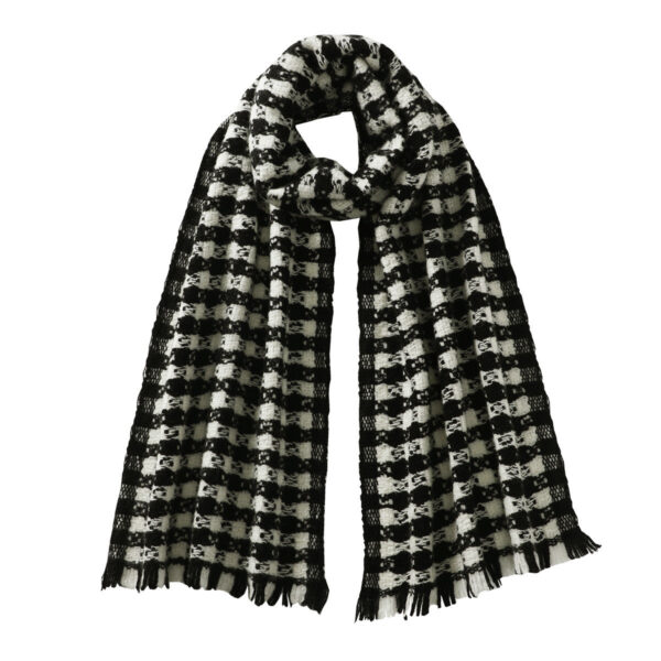Dimensions: 13" W x 77" L Fabric:Crafted from 100% wool