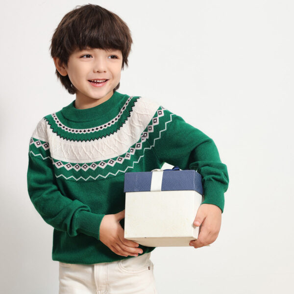 Fabric: Made from 100% wool