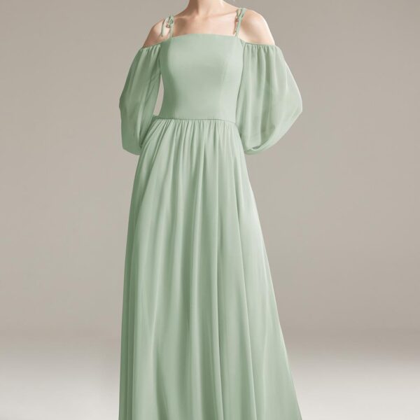it features a strapless design