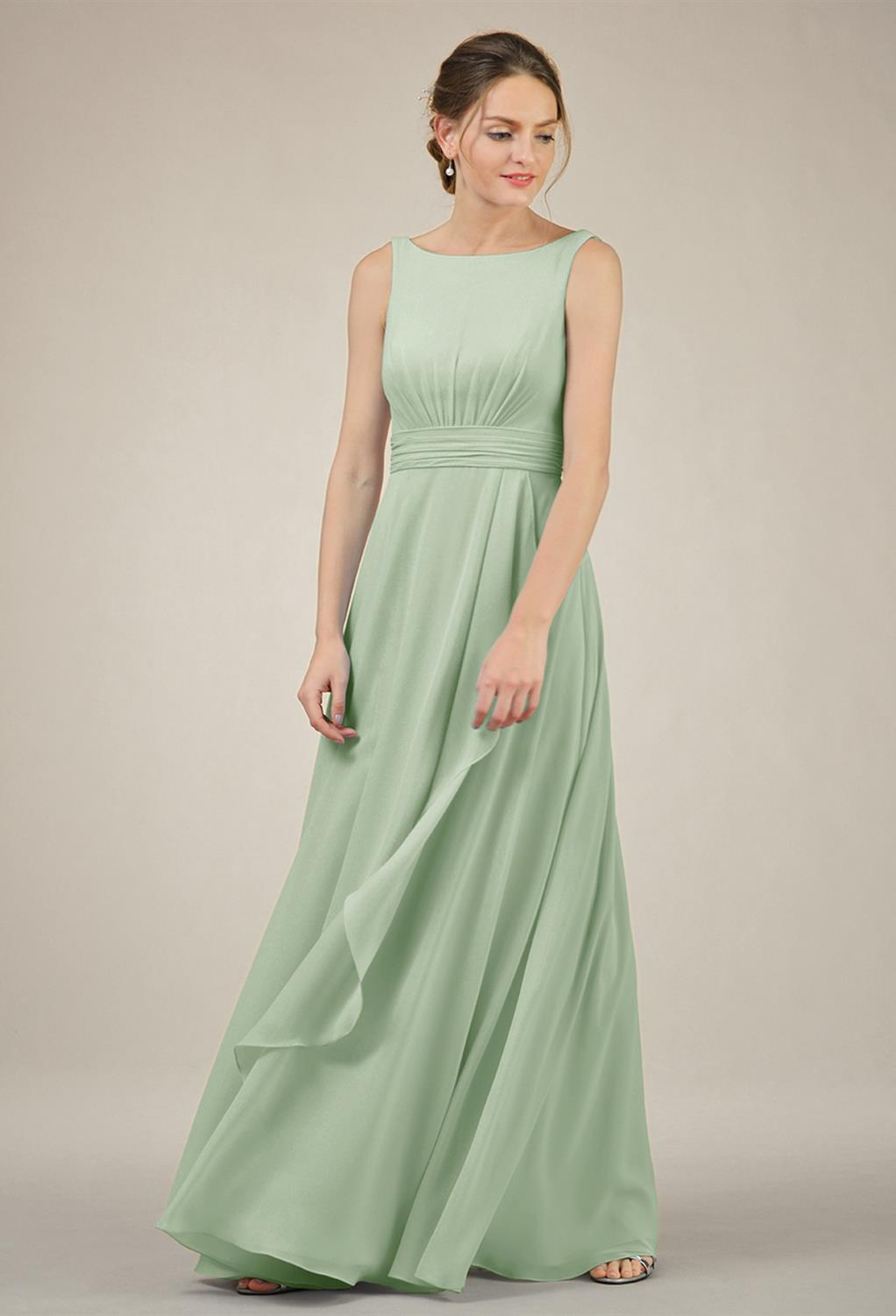 along with a number of sizes to ensure that you get just the right fit. The waist of the Jacques