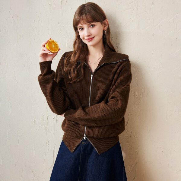 Fabric: 100% Wool Turtleneck Design: Offers extra warmth and a chic