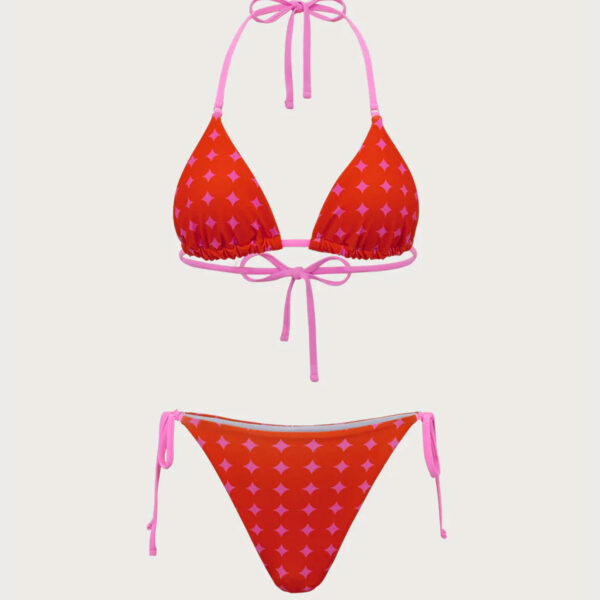 Back Neckline: Strappy Fabric Stretch: High Stretch Waist: Low Waisted Closure Type: Drawstring Pattern Type: Colorblock