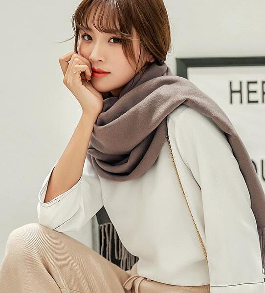Sku CY-!20325   Material Imitated Cashmere    Style Loose    Feature Tasseled