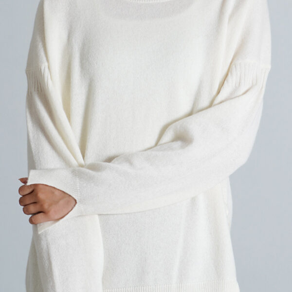 SkuCY-!111620Material100% CASHMERE StyleLong Sleeves FeatureSplit-side
