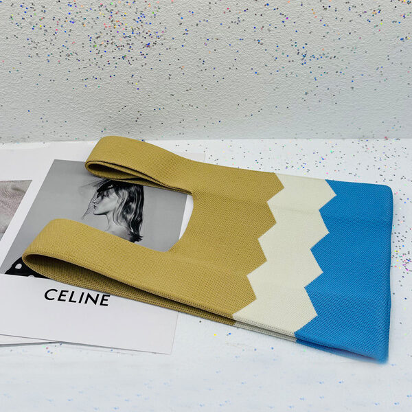 Cute Contrast Color Woven Handbag Bags APRICOT-One_size SkuCY-!116631MaterialPolyester LiningPolyester FeatureContrast Color