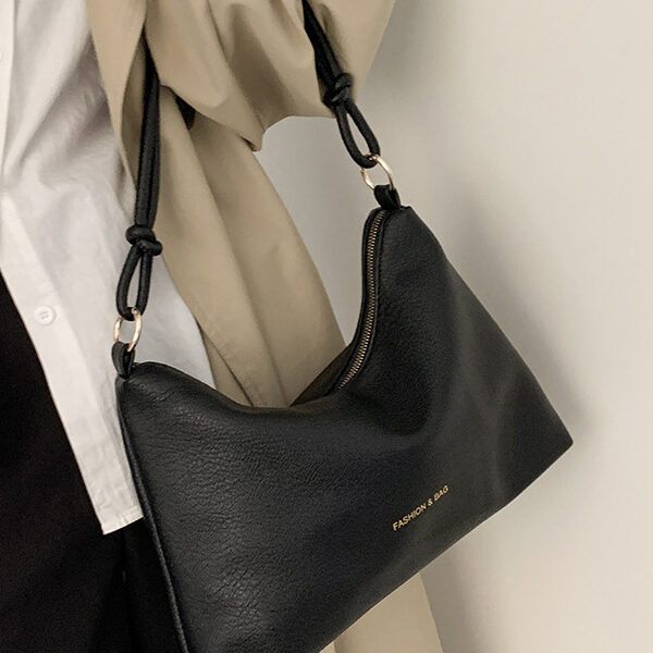 SkuCY-!112851MaterialPU FeatureSolid Color OccasionVintage TypeBags Accessories Bags StyleShoulder Bag