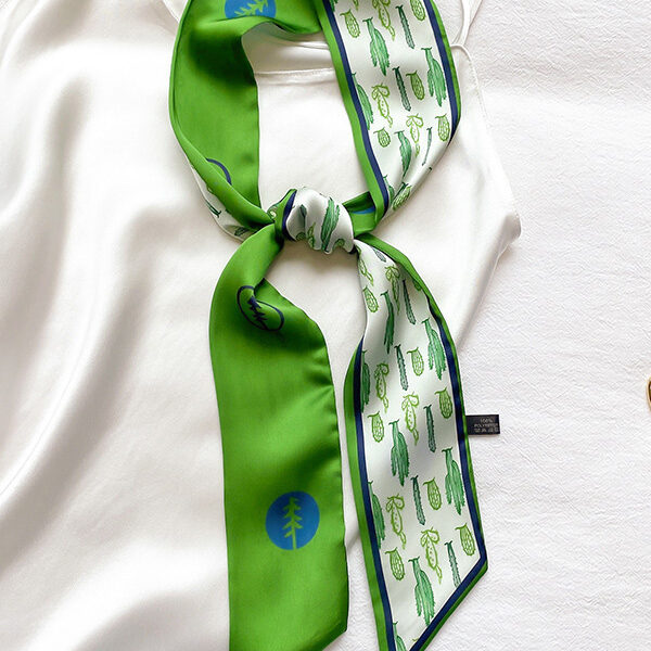 Chic Silk Imitation Cactus Print Scarf GREEN-One_size SkuCY-!112010MaterialSilk Imitation FeaturePrinted OccasionUrban