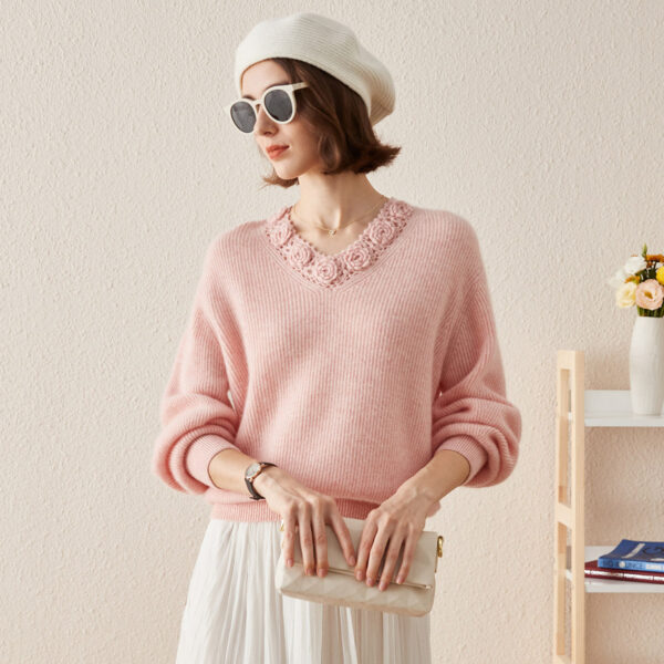 Fabric: Made from pure 100% cashmere