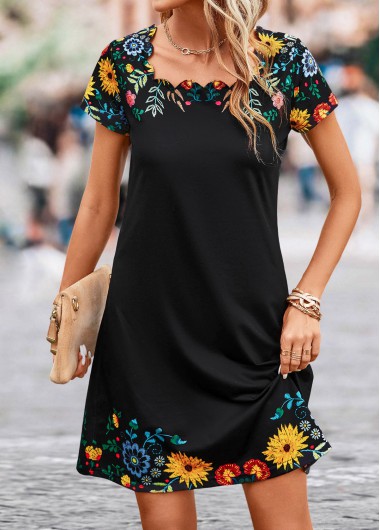 Patchwork Floral Print Black Shift Dress
