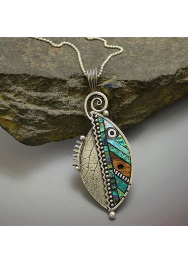 Leaf Design Green Metal Chevron Necklace