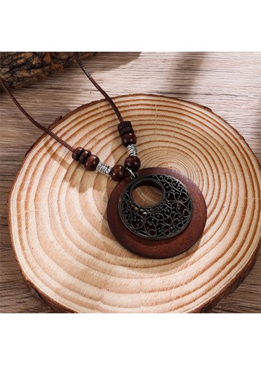 Round Dark Coffee Wood Detail Necklace