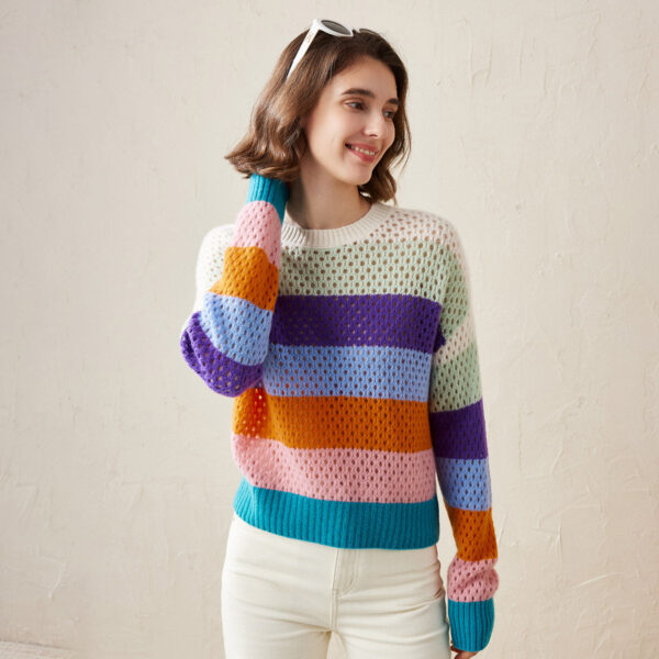 Crafted from 100% pure cashmere