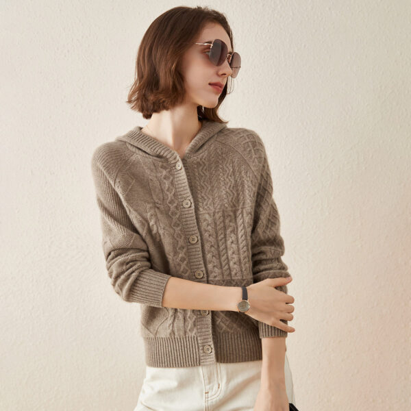 Stay cozy and stylish with our Luxurious Cable Knit Hooded Cardigan! This beautifully crafted cardigan features a timeless cable knit design that adds texture and elegance to any outfit. Made from high-quality