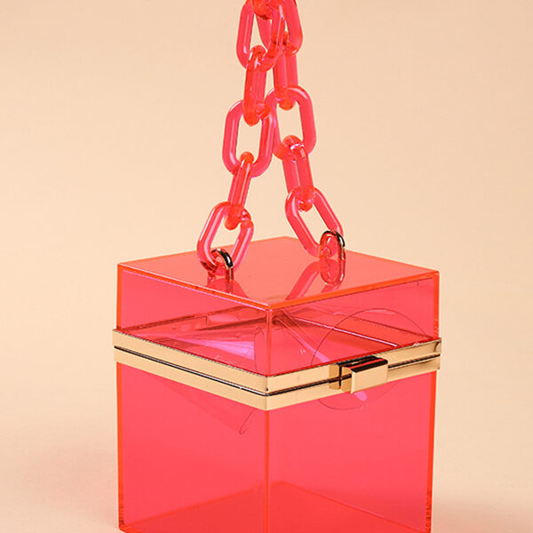 SkuCY-!115707MaterialAcrylic FeatureChains
