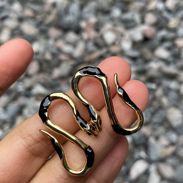 SkuCY-!113883MaterialAlloy FeatureSnake Shape OccasionOriginal Creation