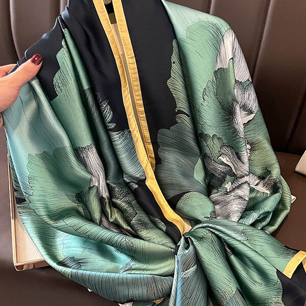 Chic Printed Contrast Color Silk Imitation Warm Shawl&Scarf BLUE-One_size SkuCY-!111471MaterialSilk Imitation