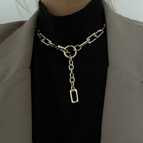SkuCY-!89996MaterialAlloy FeatureChains