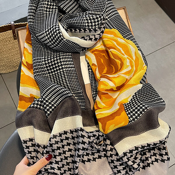SkuCY-!107082Material>50%Cotton FeatureFloral Printed
