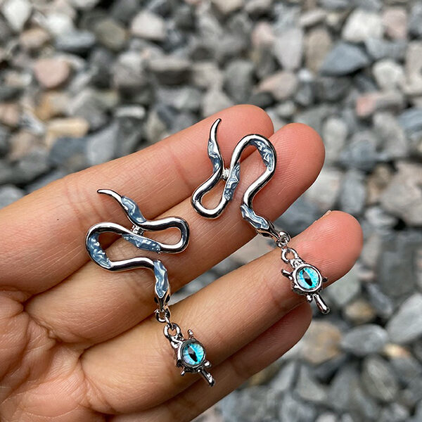 SkuCY-!114153MaterialAlloy FeatureSnake Shape OccasionOriginal Creation