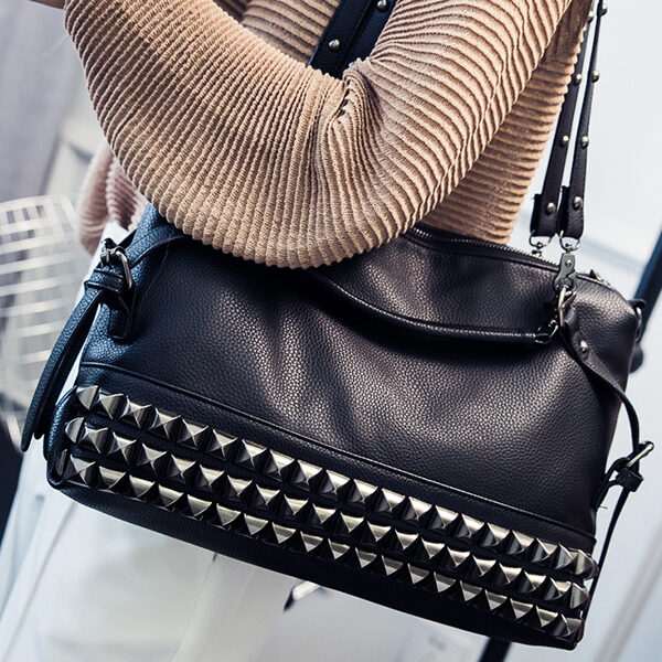 SkuCY-!107396MaterialPU FeatureRivet OccasionPunk