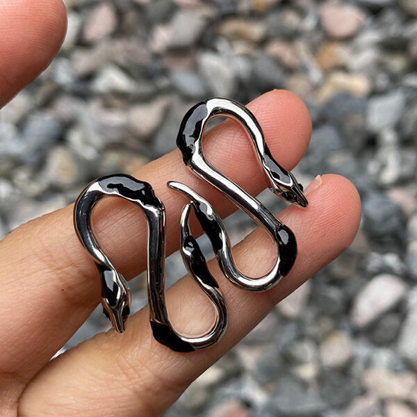 SkuCY-!113883MaterialAlloy FeatureSnake Shape OccasionOriginal Creation