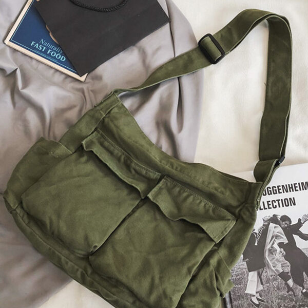 SkuCY-!112003MaterialCanvas FeatureSolid Color OccasionCasual