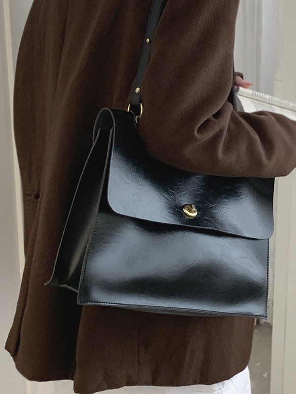 SkuCY-!112850MaterialPU FeatureSolid Color OccasionVintage TypeBags Accessories Bags StyleShoulder Bag