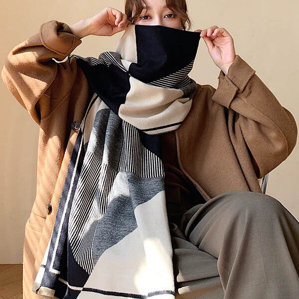 Geometric Striped Warm Shawl BLACK-FREE SIZE SkuCY-!69987MaterialImitated Cashmere StyleLoose