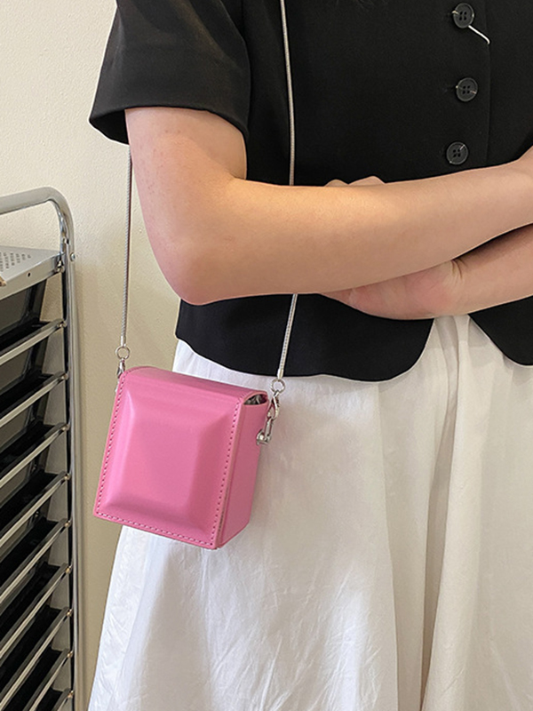 SkuCY-!105617MaterialPU FeatureSolid Color